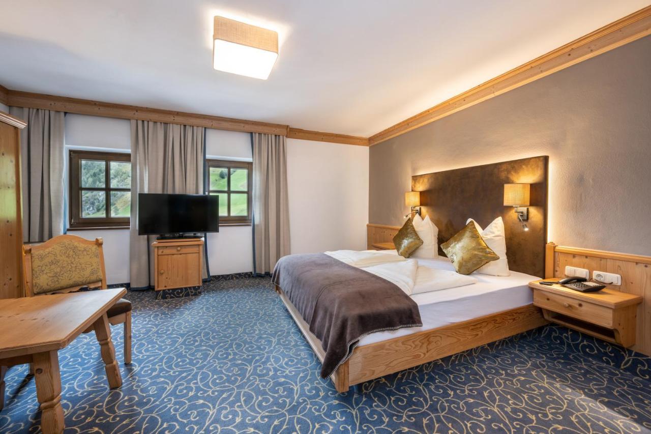 Naturhotel Huettenwirt Im Grossarltal Hüttschlag Zewnętrze zdjęcie