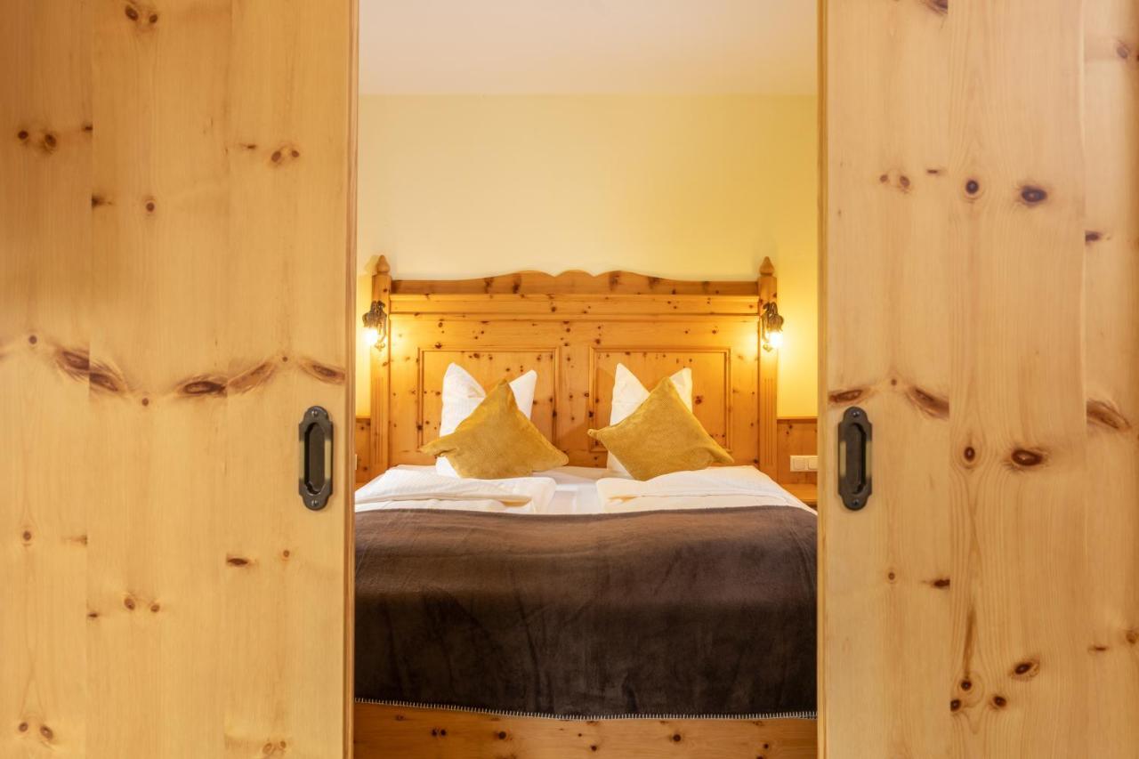 Naturhotel Huettenwirt Im Grossarltal Hüttschlag Zewnętrze zdjęcie