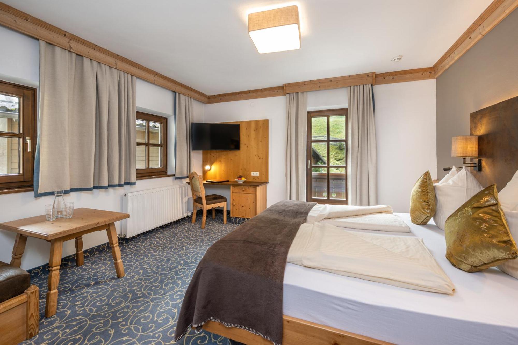 Naturhotel Huettenwirt Im Grossarltal Hüttschlag Zewnętrze zdjęcie